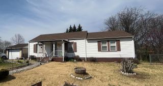 13 Upland DR, Salem, VA 24153