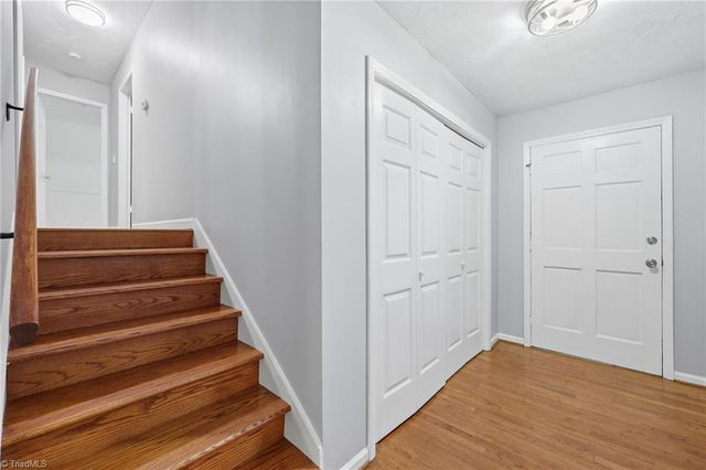 118 Hillside Court, King, NC 27021