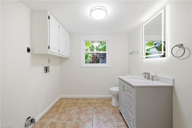 118 Hillside Court, King, NC 27021