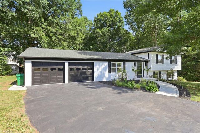 118 Hillside Court, King, NC 27021
