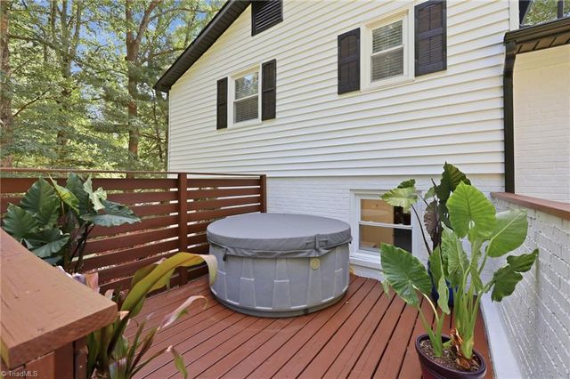 118 Hillside Court, King, NC 27021