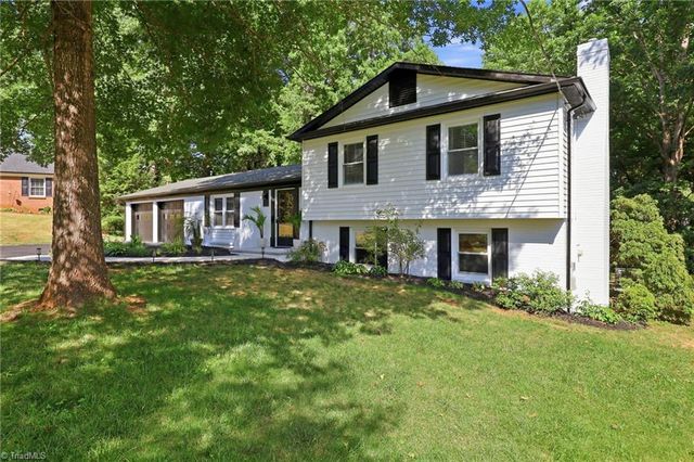 118 Hillside Court, King, NC 27021