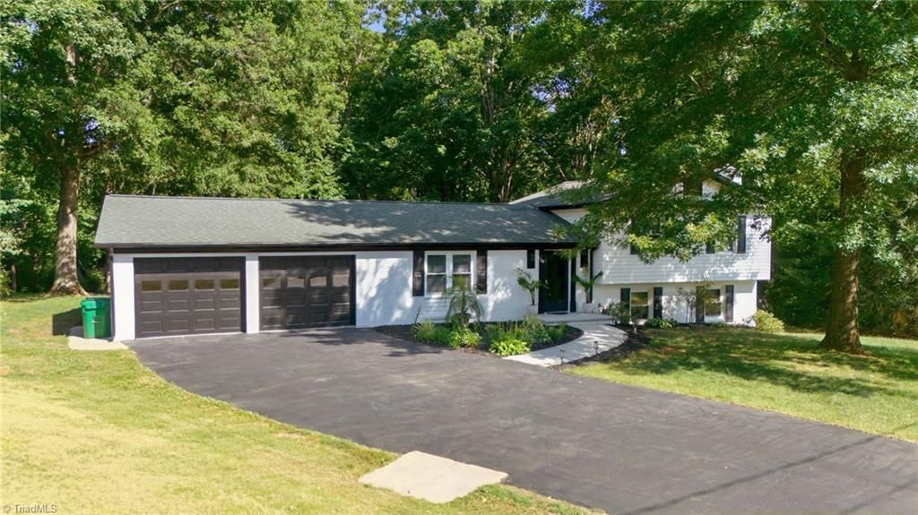 118 Hillside Court, King, NC 27021