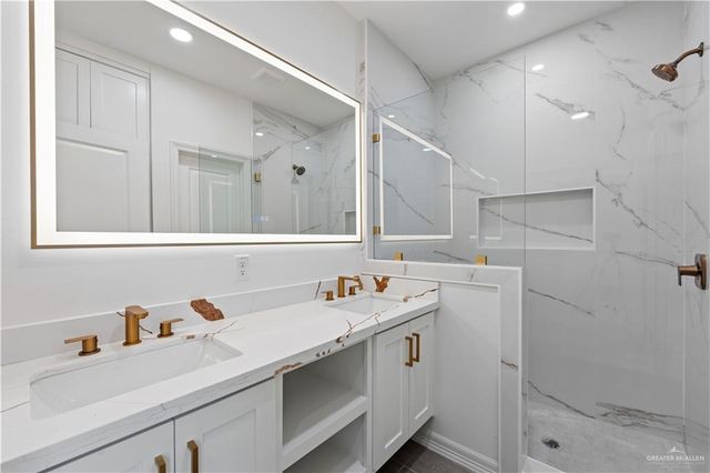 304 N 31st Street, Hidalgo, TX 78557