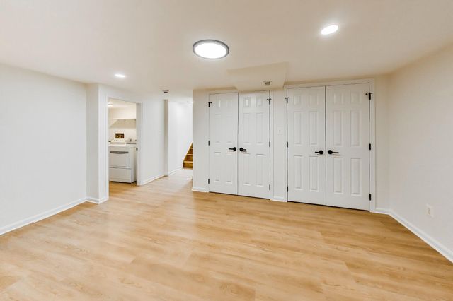 6306 LONE OAK DR, Bethesda, MD 20817