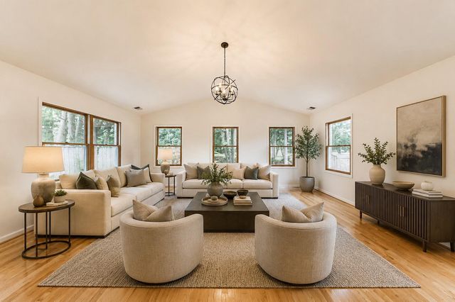 6306 LONE OAK DR, Bethesda, MD 20817