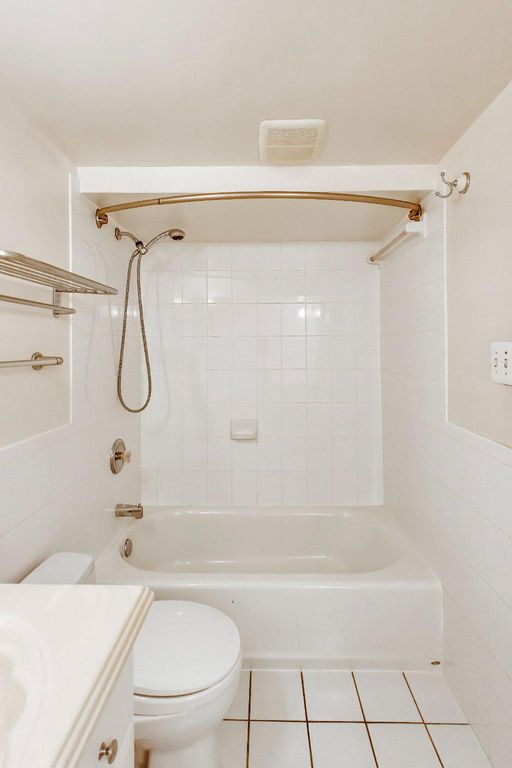 Image 70 of property listing at 6306 LONE OAK DR, Bethesda, MD 20817