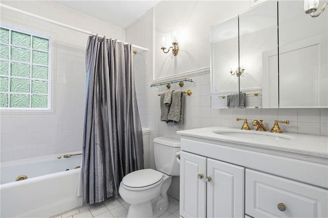 964 Northcliffe Drive, Atlanta, GA 30318