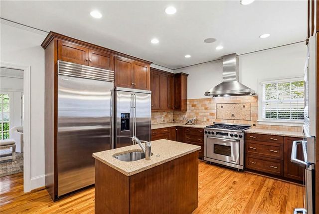 964 Northcliffe Drive, Atlanta, GA 30318