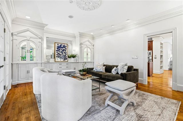 964 Northcliffe Drive, Atlanta, GA 30318