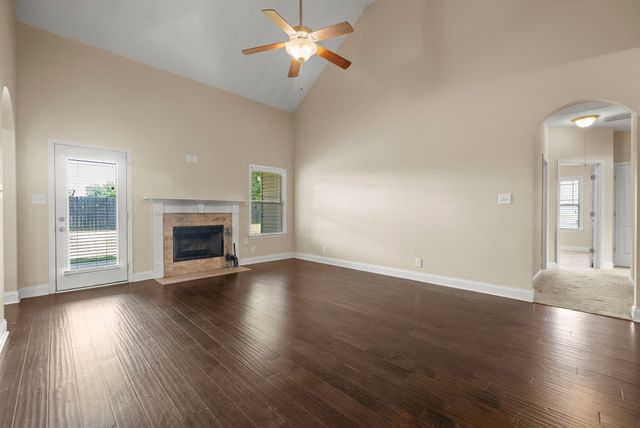 2336 Pea Ridge Rd, Clarksville, TN 37040