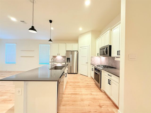 105 Aurora Springs Drive, Katy, TX 77493