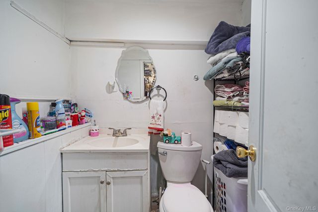 50 Meadowbrook Drive, Brentwood, NY 11717