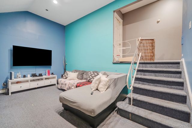 50 Meadowbrook Drive, Brentwood, NY 11717