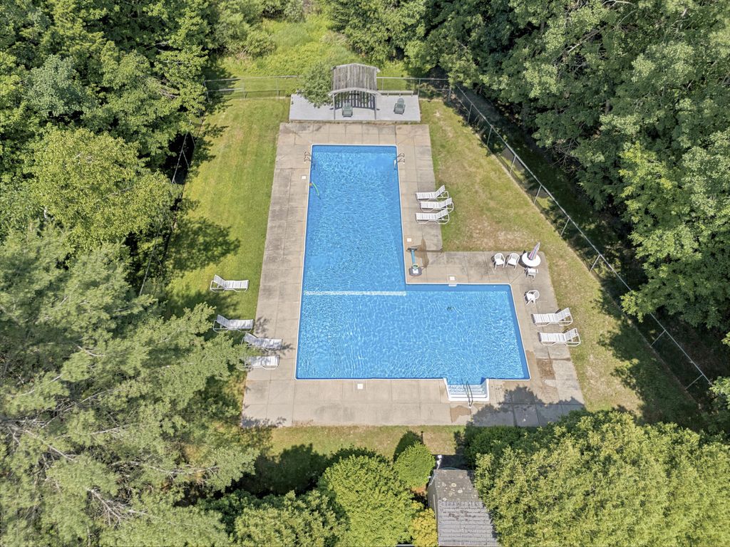 4 Foxglove Court 4, Yarmouth, ME 04096 — photo 5