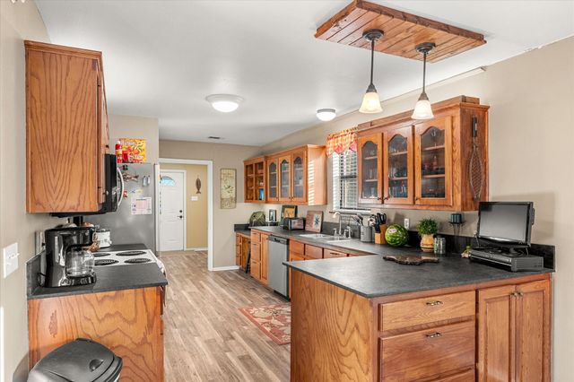 338 Private Road 52040, Pittsburg, TX 75686