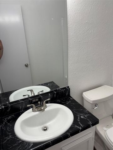 4710 Cairnlomond Street, Houston, TX 77084