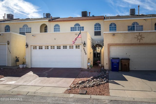 3858 Van Ess Court, Las Cruces, NM 88012
