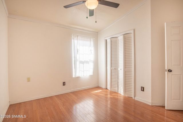 3858 Van Ess Court, Las Cruces, NM 88012