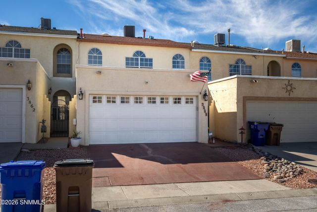 3858 Van Ess Court, Las Cruces, NM 88012