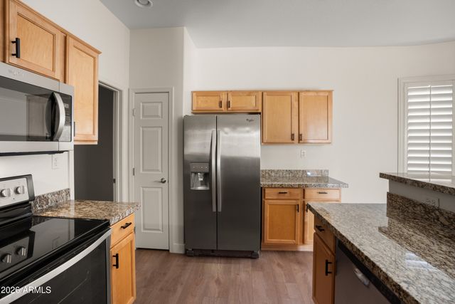 7445 E EAGLE CREST Drive 2113, Mesa, AZ 85207