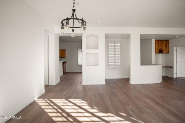 7445 E EAGLE CREST Drive 2113, Mesa, AZ 85207