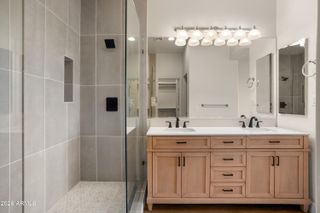 7445 E EAGLE CREST Drive 2113, Mesa, AZ 85207