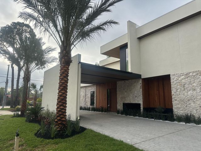 8606 Westview Drive, Houston, TX 77055