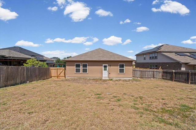13513 Kearns DR, Pflugerville, TX 78660