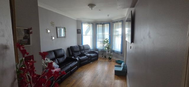 4813 S RACINE Street, Chicago, IL 60609