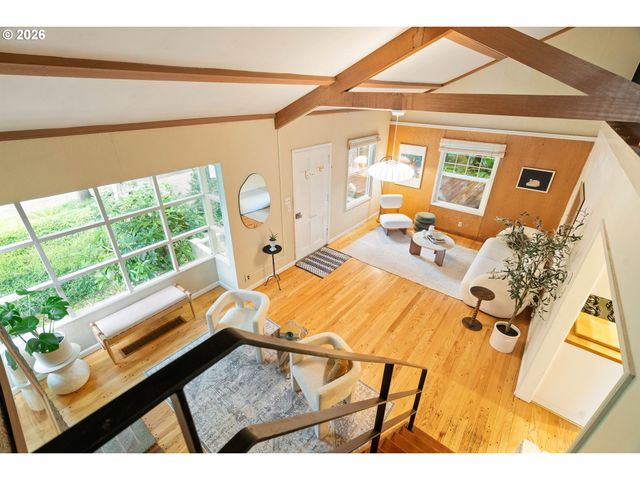 105 Ne 66TH Ave, Portland, OR 97213