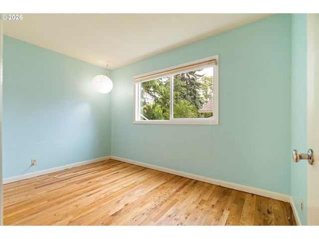 105 Ne 66TH Ave, Portland, OR 97213