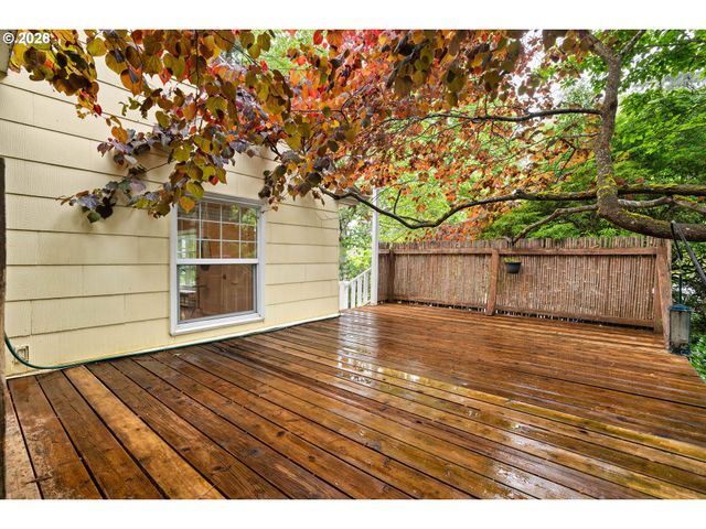 105 Ne 66TH Ave, Portland, OR 97213