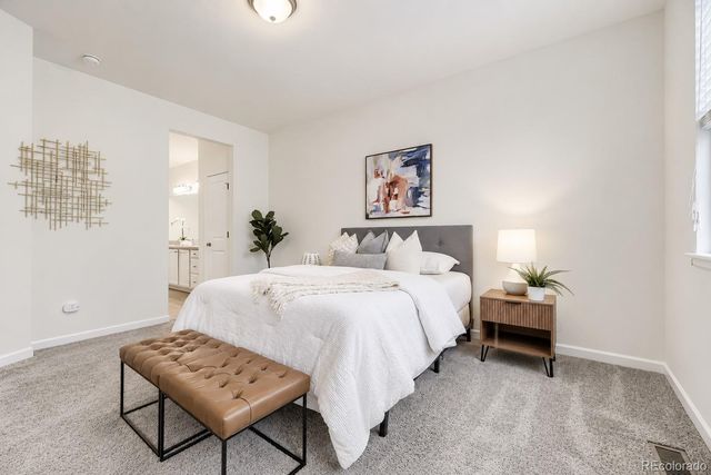 9002 E Caley Way, Englewood, CO 80111