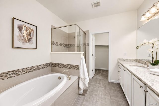 9002 E Caley Way, Englewood, CO 80111