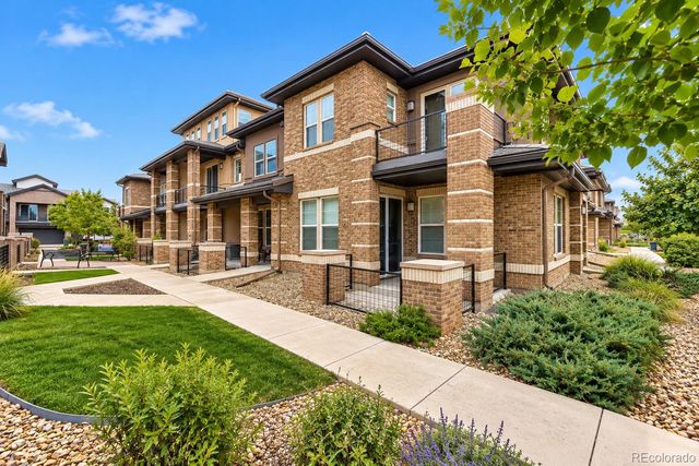 9002 E Caley Way, Englewood, CO 80111