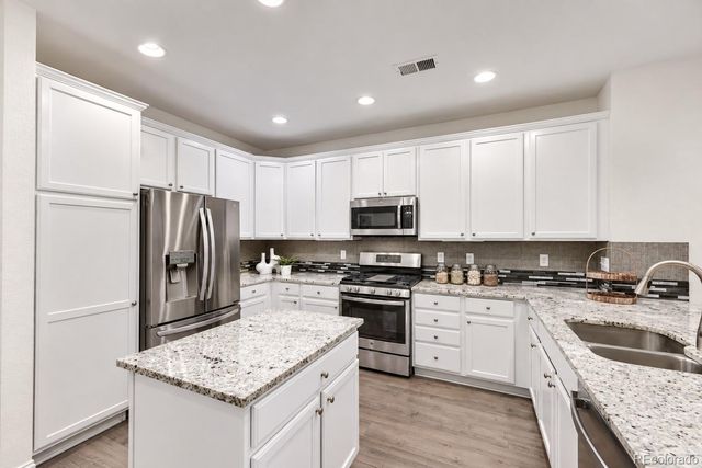 9002 E Caley Way, Englewood, CO 80111
