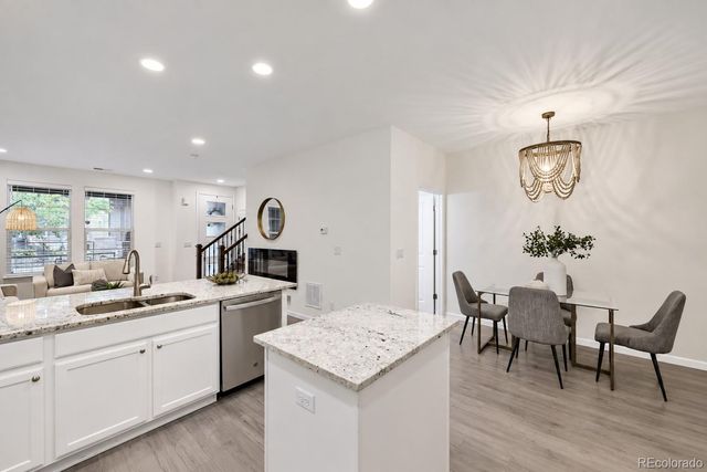 9002 E Caley Way, Englewood, CO 80111