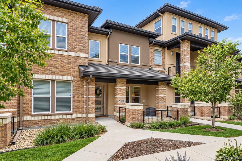 9002 E Caley Way, Englewood, CO 80111