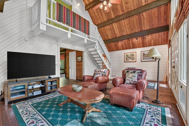 685 Cross Creek, Mineral Bluff, GA 30559