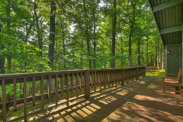 685 Cross Creek, Mineral Bluff, GA 30559