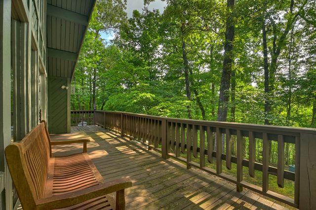 685 Cross Creek, Mineral Bluff, GA 30559