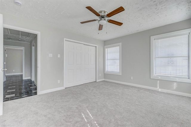 101 Live Oak Street, Baytown, TX 77520