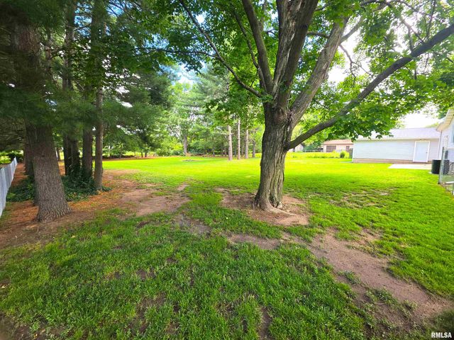 78 S RIVERVIEW Drive, East Peoria, IL 61611