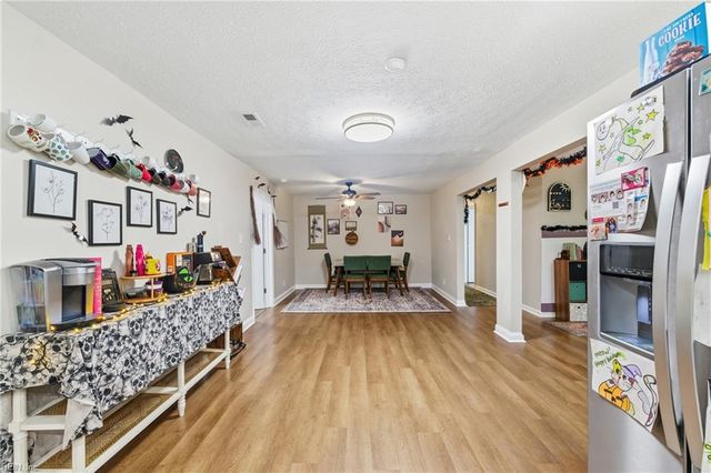 26 Woodhaven RD, Newport News, VA 23608