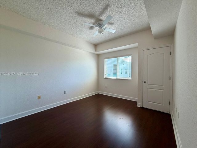 6001 SW 70th St 644, South Miami, FL 33143