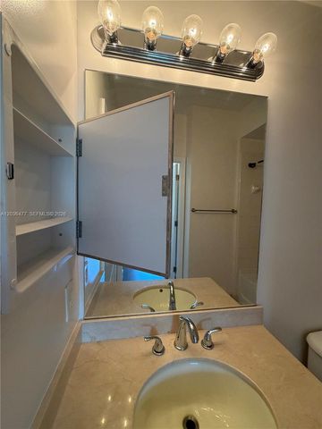6001 SW 70th St 644, South Miami, FL 33143