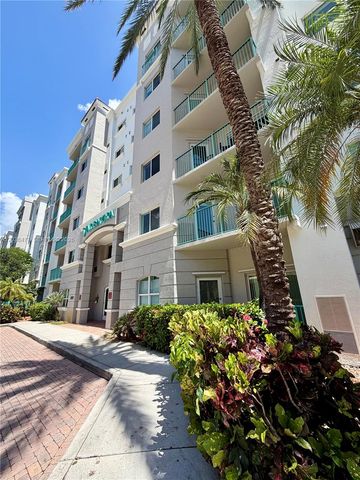 6001 SW 70th St 644, South Miami, FL 33143