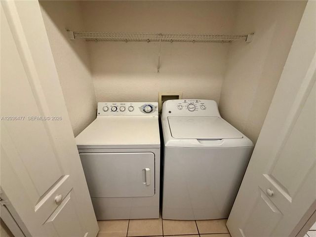 6001 SW 70th St 644, South Miami, FL 33143
