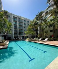 6001 SW 70th St 644, South Miami, FL 33143